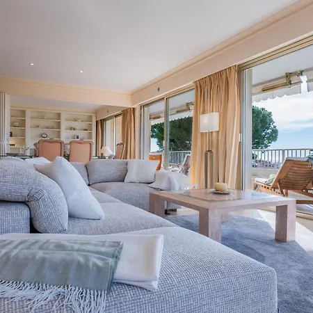 Daire 4 Pieces De Standing ! Vue & Piscine Cannes