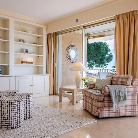 Daire 4 Pieces De Standing ! Vue & Piscine Cannes